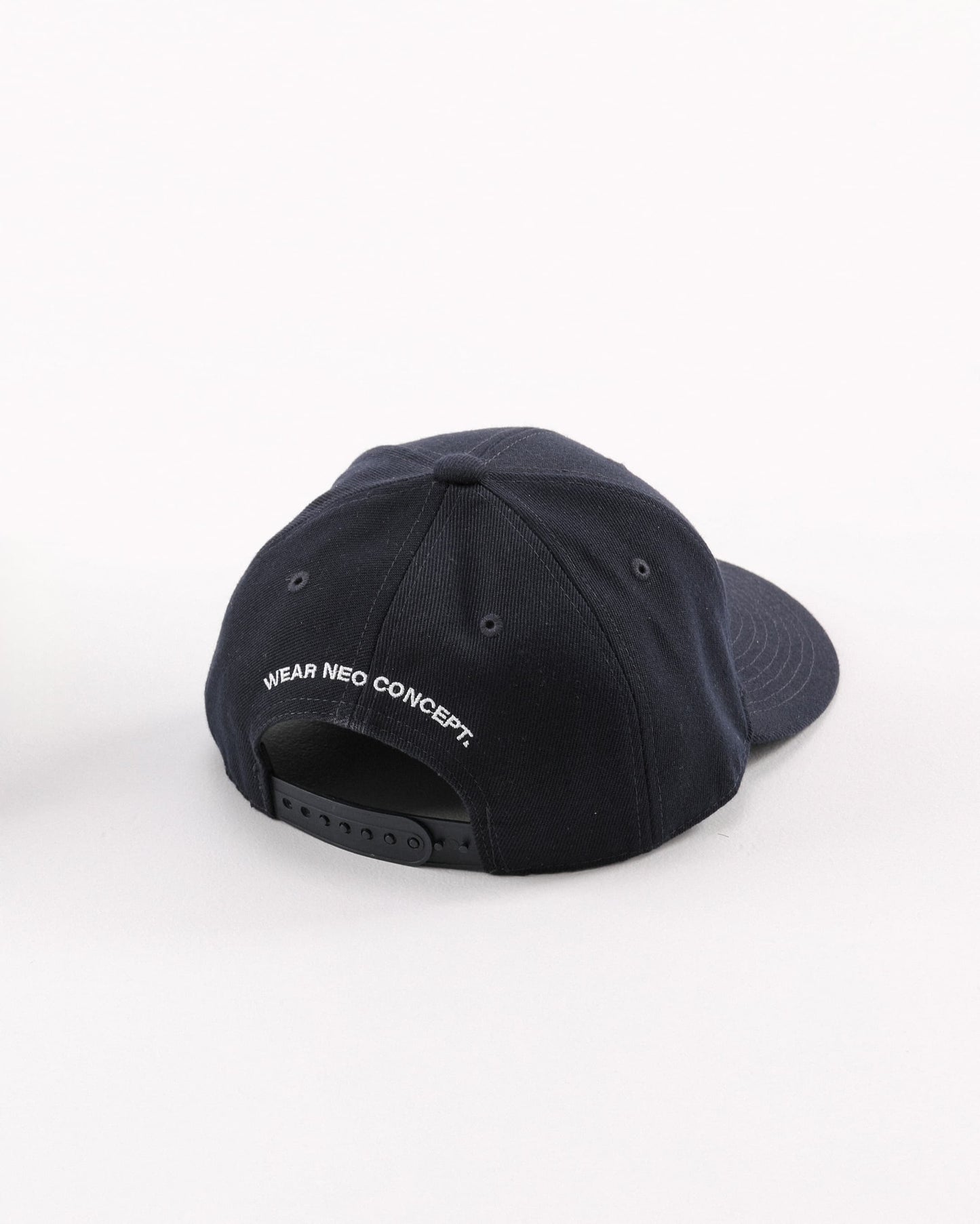 CURSIVE CAP