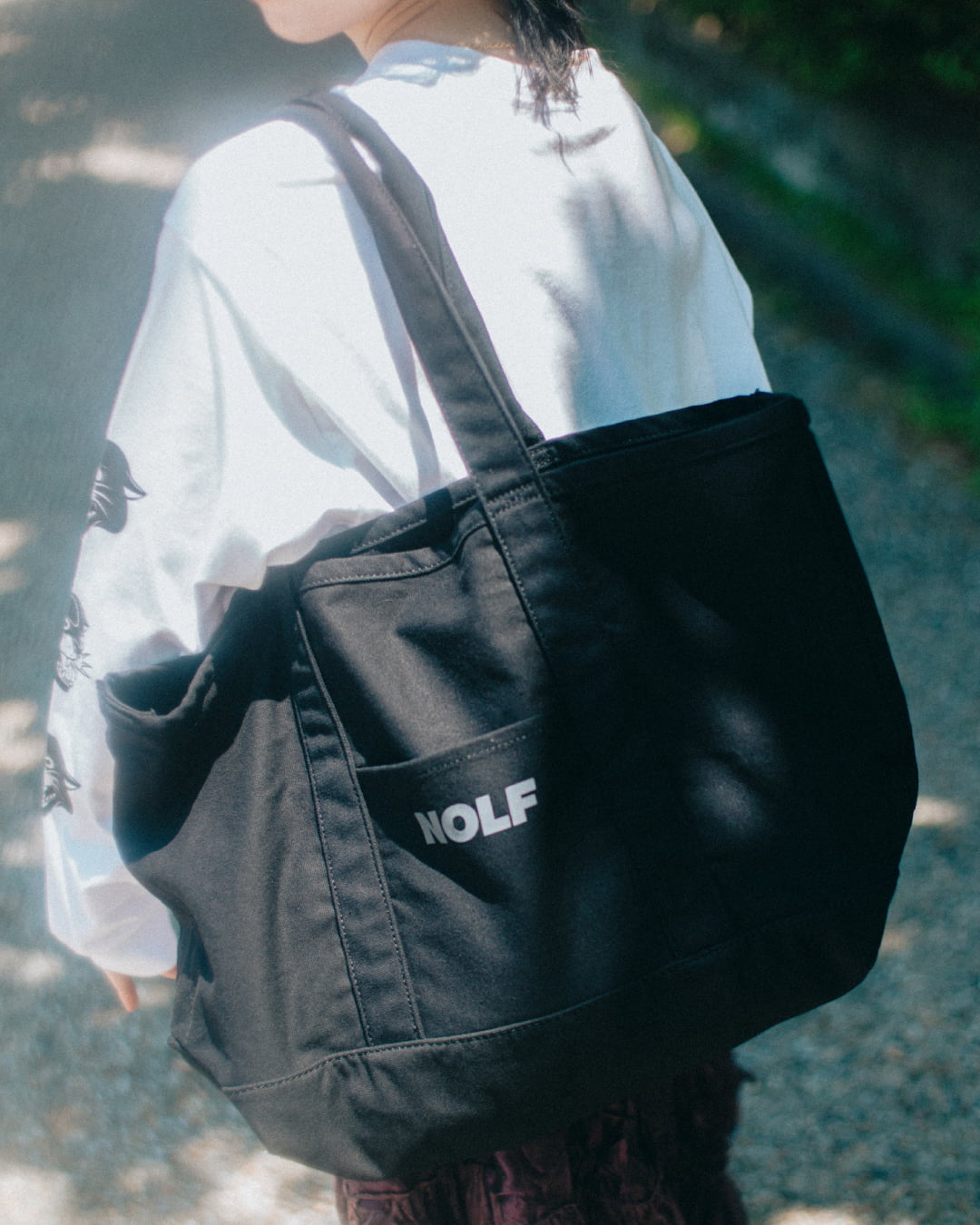 CLASSIC LOGO BIG TOTE