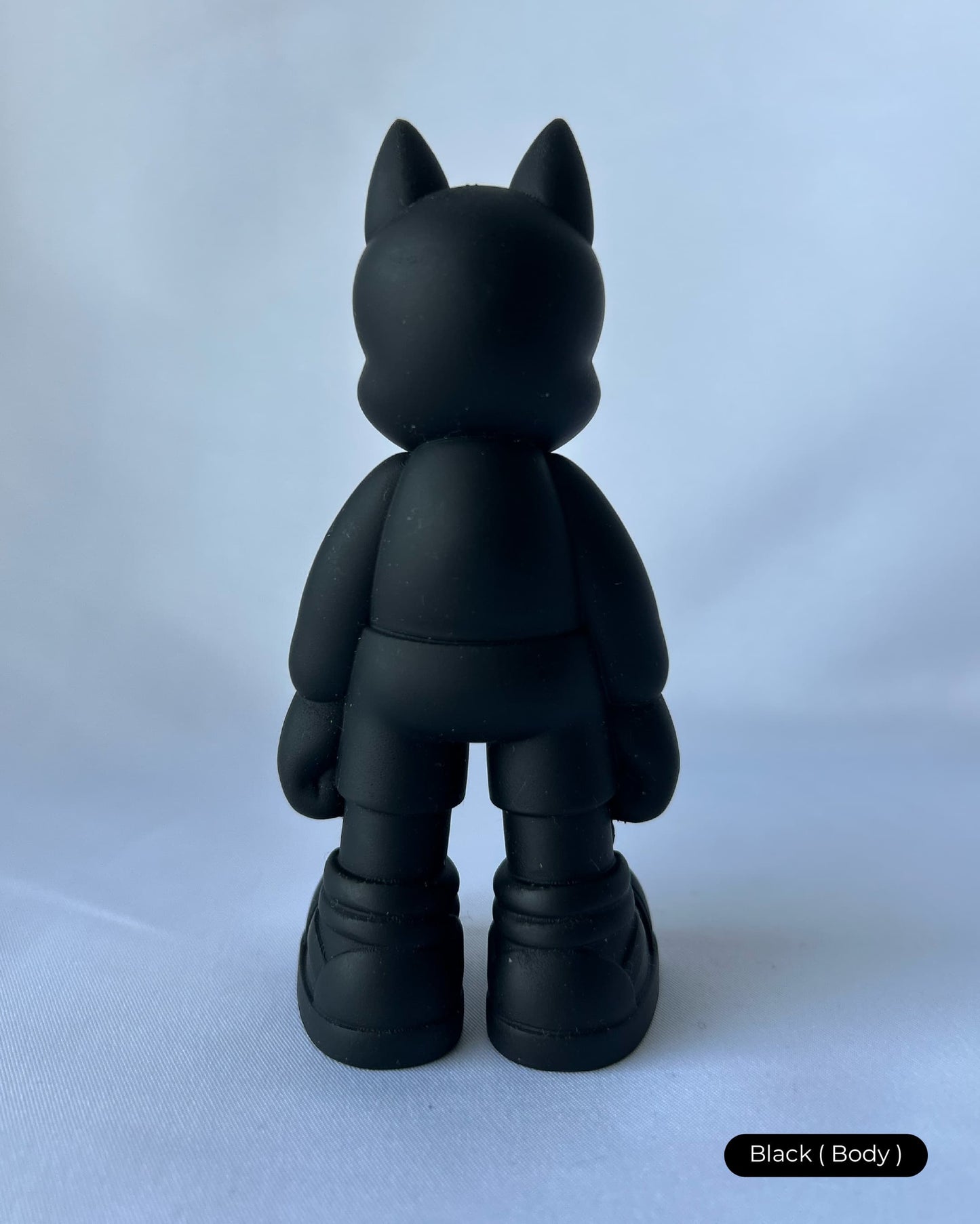 NOLF × ROARS FIGURE