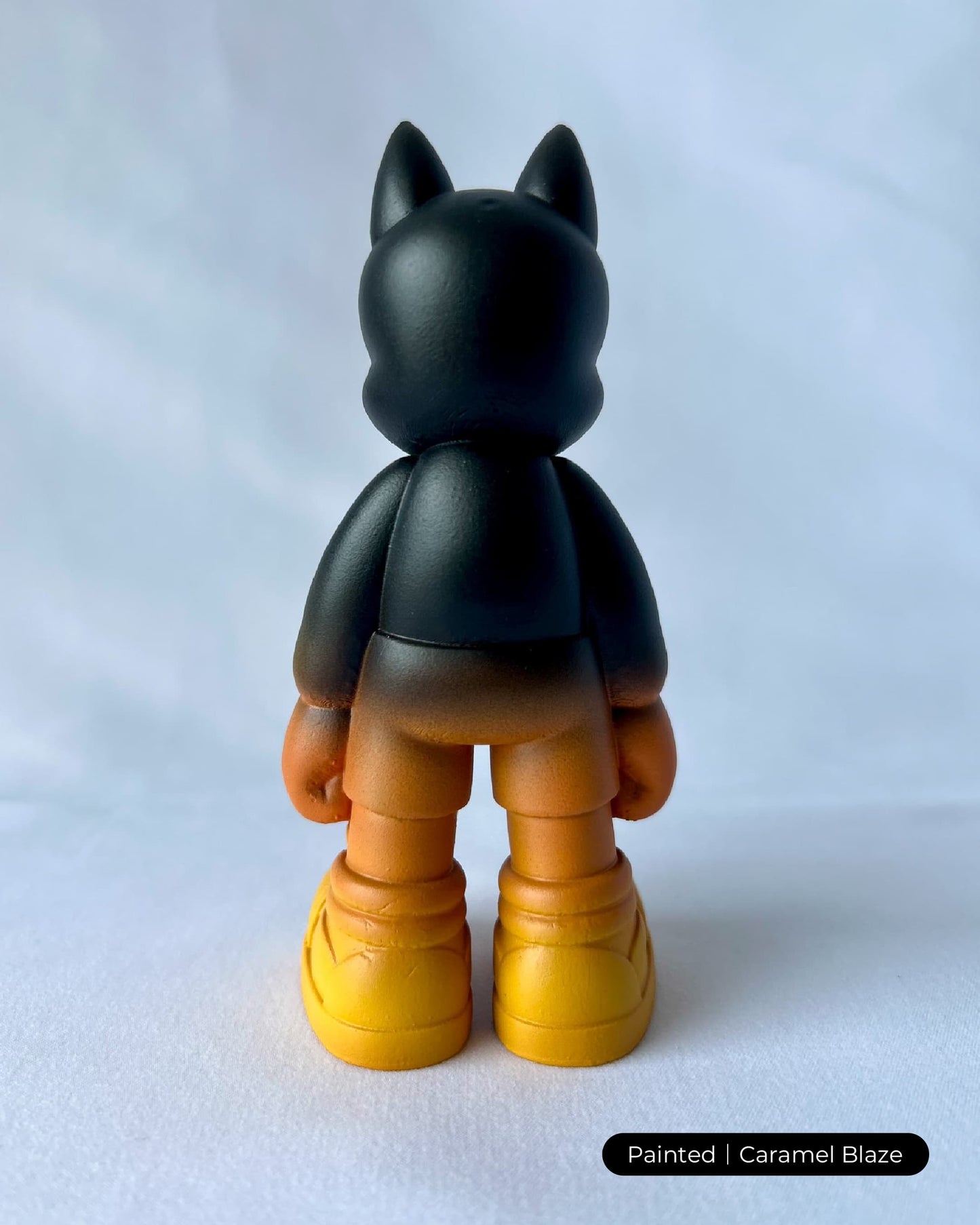 NOLF × ROARS FIGURE